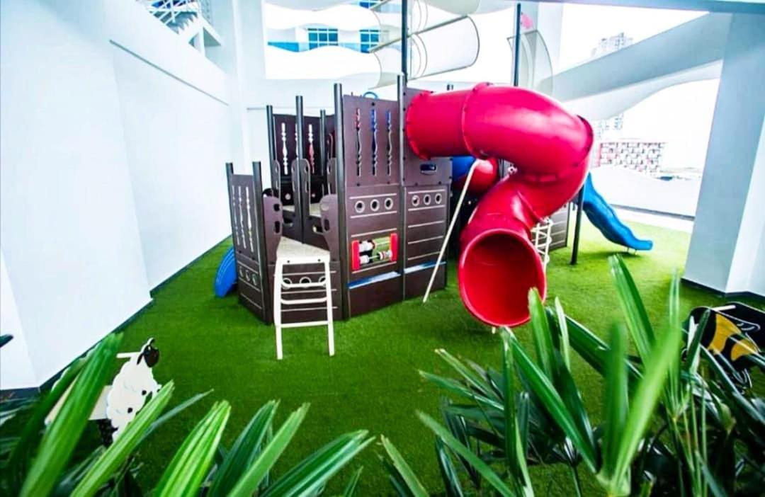 Apartamento The Wave Melaka 4-6 Pax 5Mins To Jonker Exterior foto