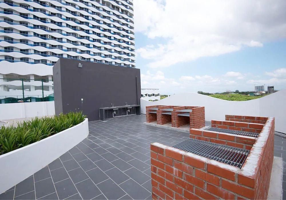 Apartamento The Wave Melaka 4-6 Pax 5Mins To Jonker Exterior foto